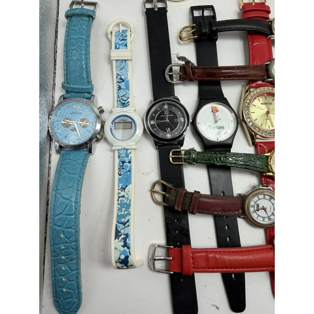 Mixed Brands Womens Watches Lot Of 25 For Parts Or‎ Repair